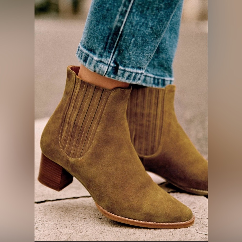 Sezane Jules boots Tan